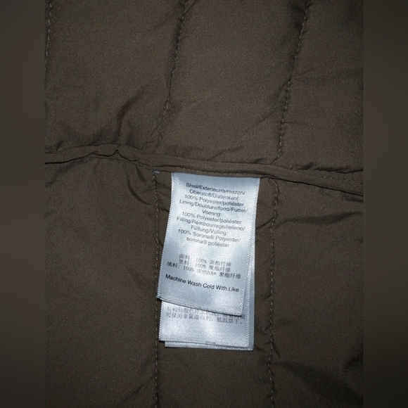 DKNY Women's Bib-Front Light-Weight Puffer Fleece Jacket size large, UK size 14 - Picture 10 of 10